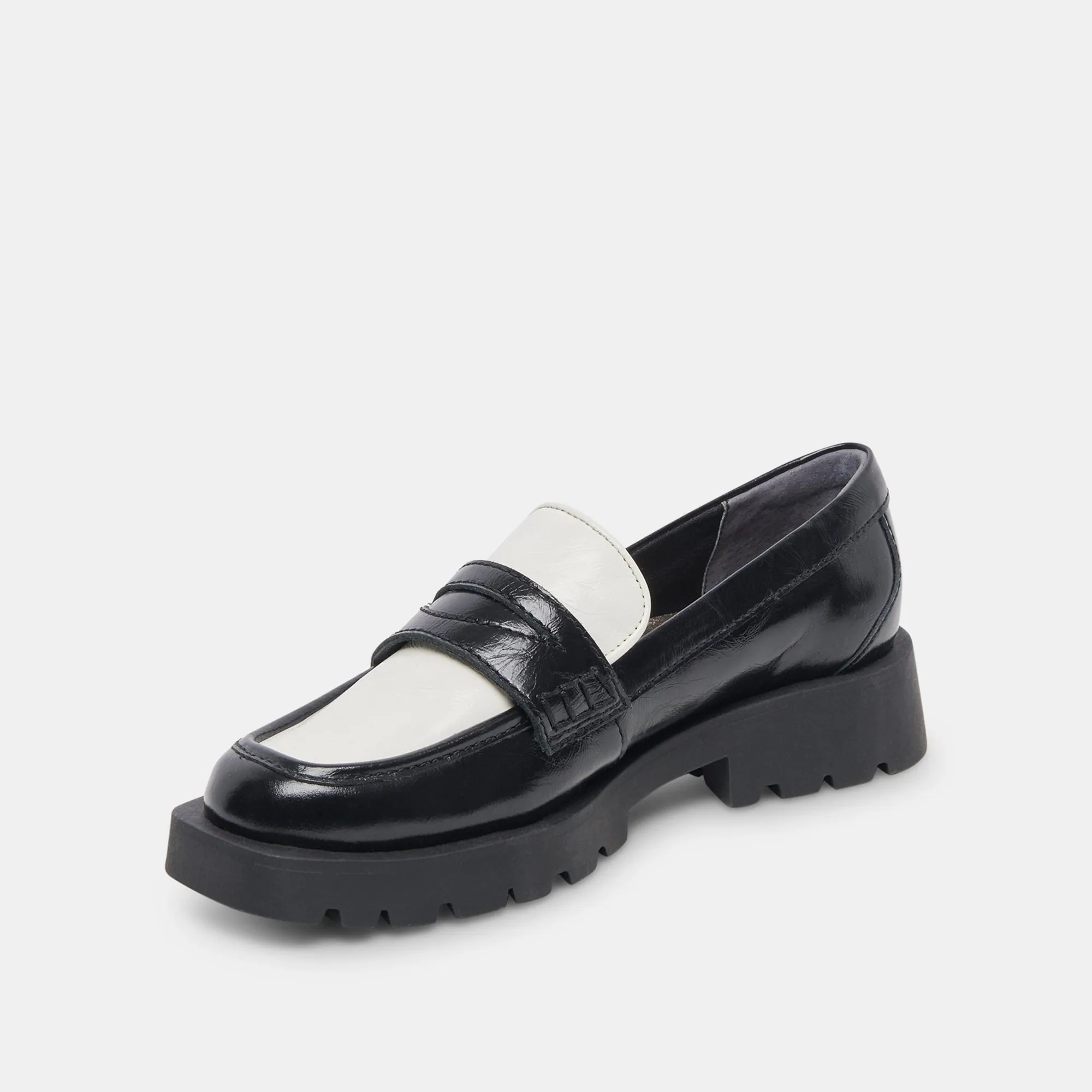 ELIAS FLATS BLACK WHITE CRINKLE PATENT - re:vita