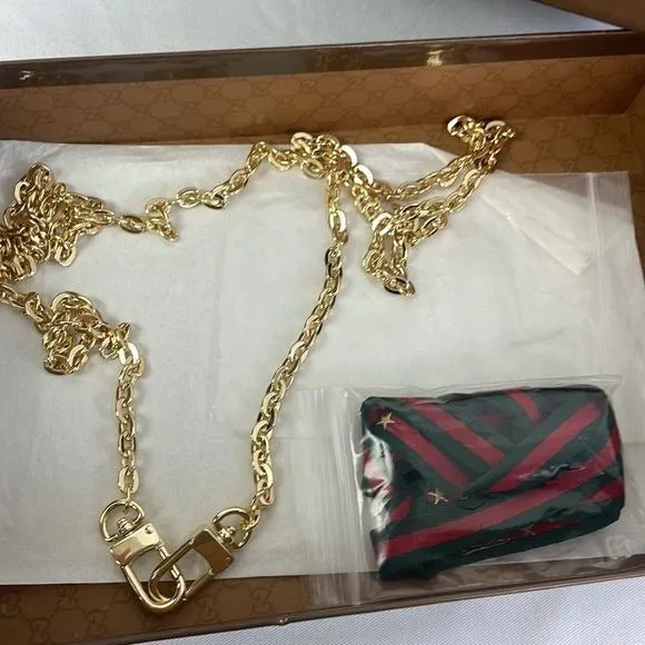 GucciPurpleLeather Logo Clutch With Box Bag