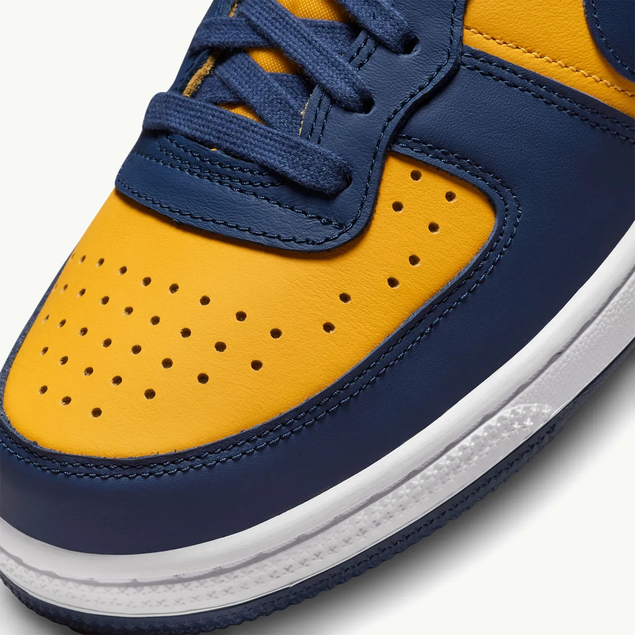 TERMINATOR LOW OG UNI GOLD NAVY